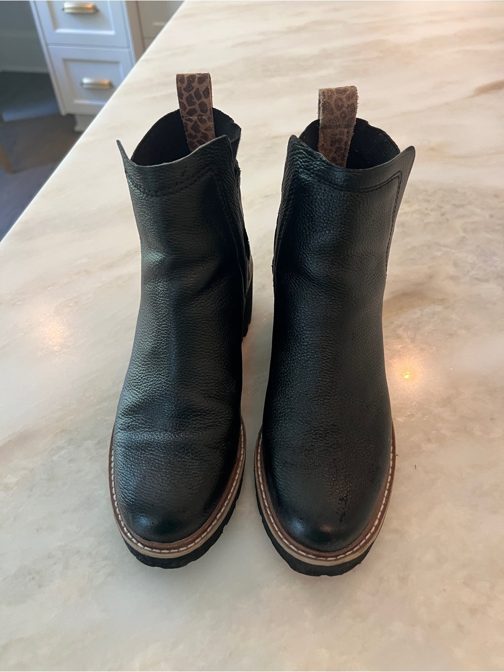 Dolce Vita Black Leather Ankle Chelsea Boots with Brown Leopard Pull Tabs